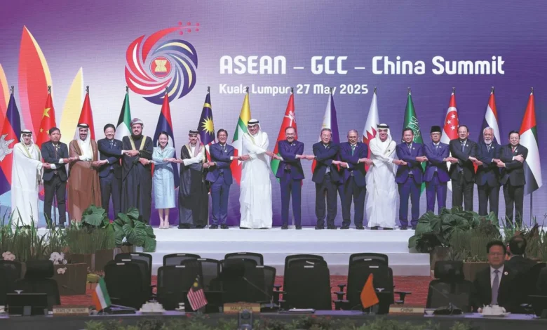 من قمة آسيان - مجلس التعاون الخليجي - الصين في العام الفائت (تشاينا دايلي)